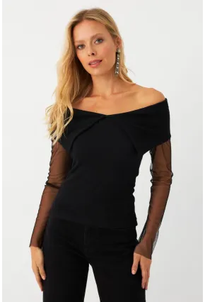 Kadın Siyah Kolları Tül Kaşkorse Bluz EY3001