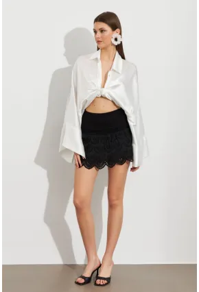 Kadın Siyah Nakışlı Mini Etek ZH111