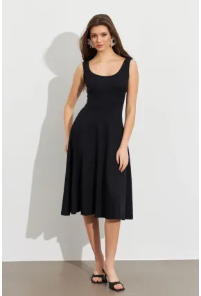 Kadın Siyah Ön Arka U Çan Etekli Midi Elbise DMR470