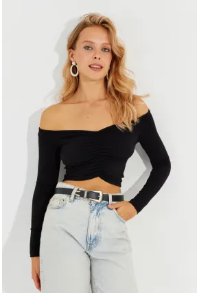 Kadın Siyah Önü Büzgülü V Yaka Crop Bluz B1977