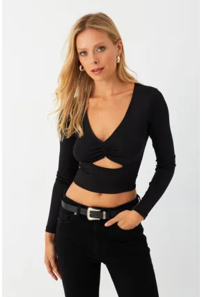 Kadın Siyah Önü Pencereli Crop Bluz AYD393