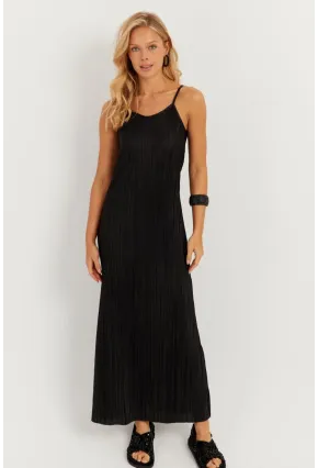 Kadın Siyah Piliseli Askılı Midi Elbise DMR296