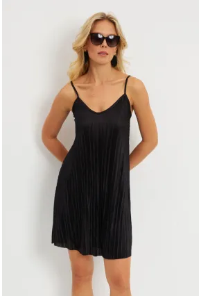 Kadın Siyah Piliseli Mini Elbise  DMR338
