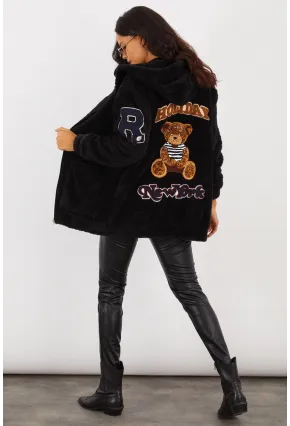 Kadın Siyah Sırt Baskılı Kapüşonlu Peluş Mont BK231123