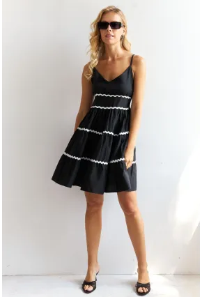 Kadın Siyah Sırtı Gipeli Biyeli Midi Elbise SF12791