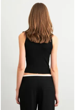 Kadın Siyah Triko Kolsuz Bluz YV305