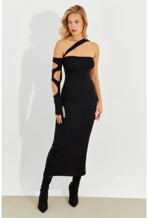 Kadın Siyah Yarım Balıkçı Dekolte Maxi Elbise B2014