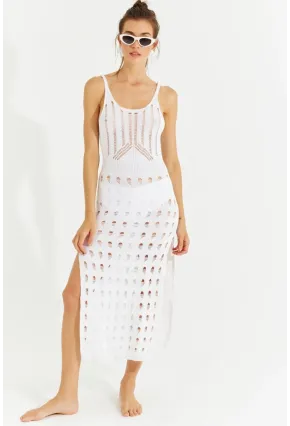 Kadın Beyaz Ajurlu Triko Maxi Elbise SF2504