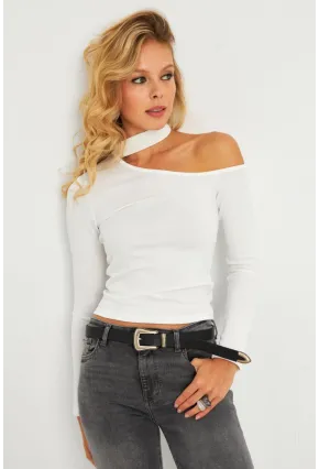 Kadın Beyaz Asimetrik Yaka Bluz CG376