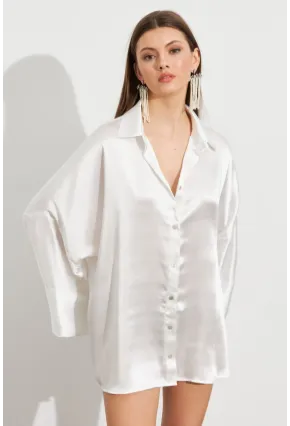 Kadın Beyaz Oversize Gömlek ROP106