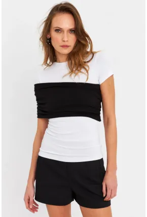 Kadın Beyaz-Siyah Çapraz Bloklu Bluz EY3073