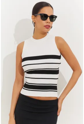 Kadın Beyaz-Siyah Çizgili Kolsuz Triko Bluz YV113