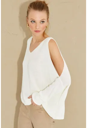 Kadın Ekru Kolu Yırtmaçlı Triko Bluz SMT221