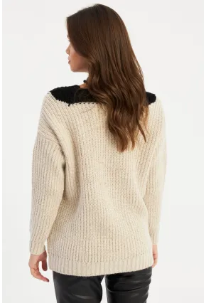 Kadın Ekru-Siyah V Yaka Triko Kazak SMT2434