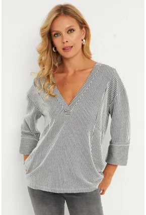 Kadın Gri Çizgili Cepli Sweatshirt TF01