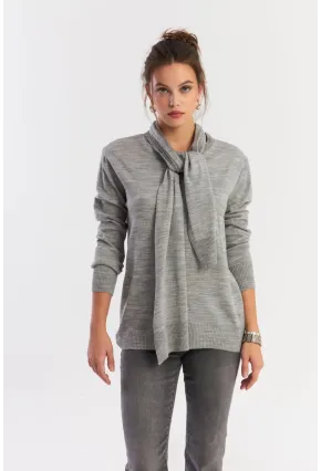 Kadın Gri Şal Aksesuarlı Triko Bluz YV286
