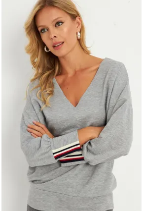 Kadın Gri Şerit Detaylı V Yaka Sweatshirt  EY2905