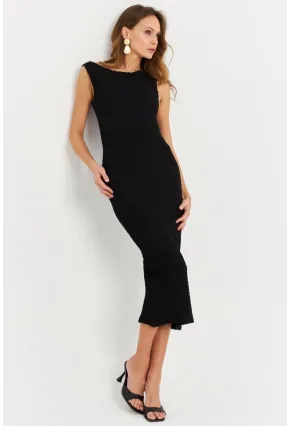 Kadın Siyah Asimetrik Yaka Gofre Midi Elbise MOD2358