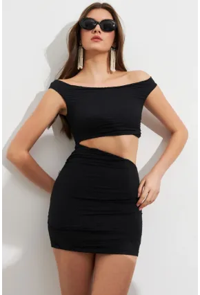 Kadın Siyah Bel Dekolteli Astarlı Mini Elbise ZH319