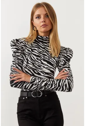Kadın Siyah-Beyaz Balon Kol Zebra Desen Bluz EY1062