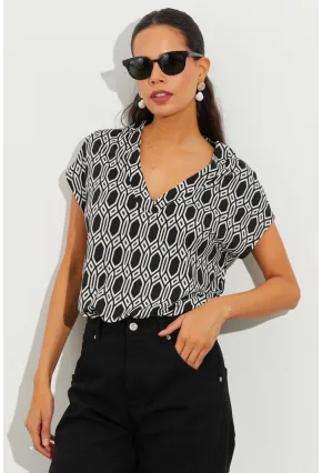 Kadın Siyah-Beyaz Desenli V Yaka Bluz LPP1217