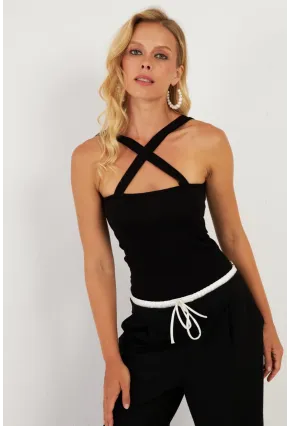 Kadın Siyah Çapraz Yaka Bluz EY2846