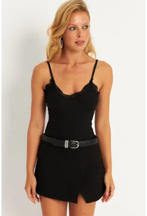 Kadın Siyah Dantel Detaylı Bluz MK18