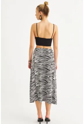 Kadın Siyah-Ekru Desenli Midi Etek FRY2227