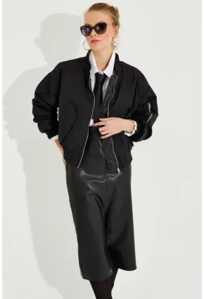 Kadın Siyah Fermuarlı Bomber Mont QRS8367