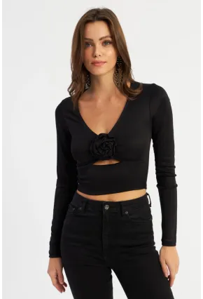 Kadın Siyah Gül Detaylı Pencereli Bluz AYD378
