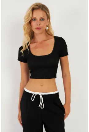 Kadın Siyah Kare Yaka Crop Bluz CG360