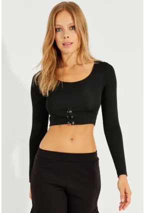 Kadın Siyah Kuşgözlü Crop Bluz CG299