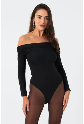 Kadın Siyah Madonna Yaka Çıtçıtlı Body CG388