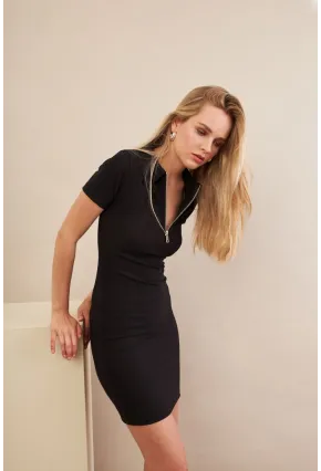 Kadın Siyah Polo Yaka Fermuarlı Mini Elbise MOD1994