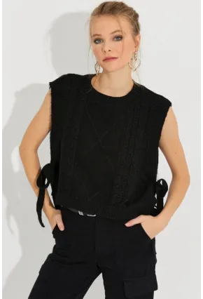 Kadın Siyah Yanları Bağlamalı Süveter YV210