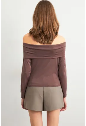 Kadın Vizon Halka Aksesuarlı Madonna Yaka Crop Bluz RLO3043