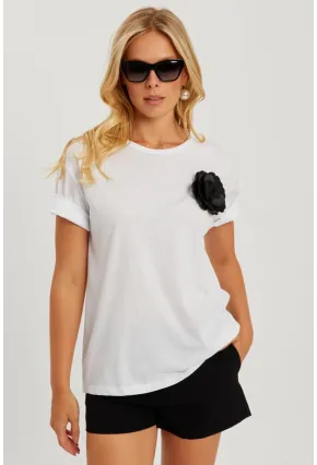 Kadın Beyaz Gül Aksesuarlı T-Shirt SF12721