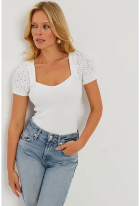 Kadın Beyaz Kalp Taka Triko Bluz SMT228