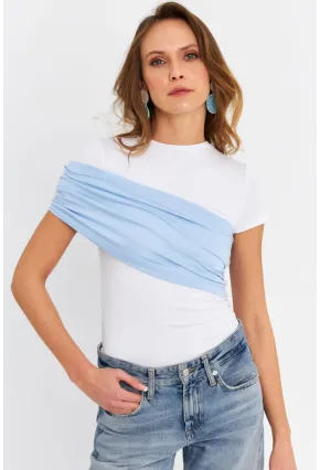 Kadın Beyaz-Mavi Çapraz Bloklu Bluz EY3073