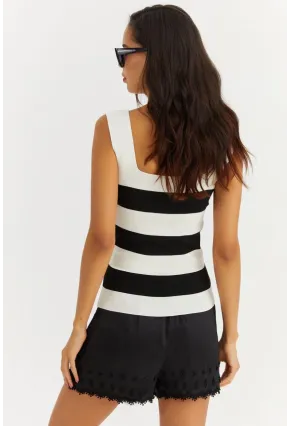 Kadın Beyaz-Siyah Kare Yaka Triko Bluz YV80