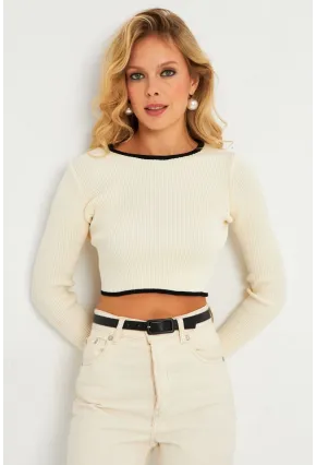 Kadın Beyaz-Siyah Sırtı Açık Bluz YV270