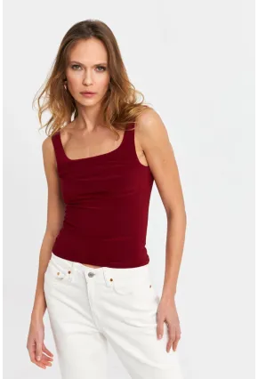 Kadın Bordo Degaje Yaka Askılı Atlet GÇ199