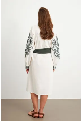 Kadın Ekru-Haki Nakış Detaylı Keten Gömlek Elbise MQS1839-90