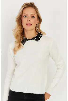 Kadın Ekru Yakası Taşlı Triko Kazak KED1213
