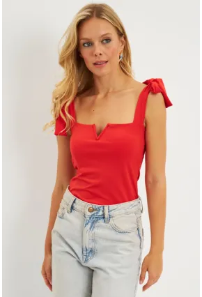 Kadın Kırmızı Omuz Bağlamalı Bluz EY2795