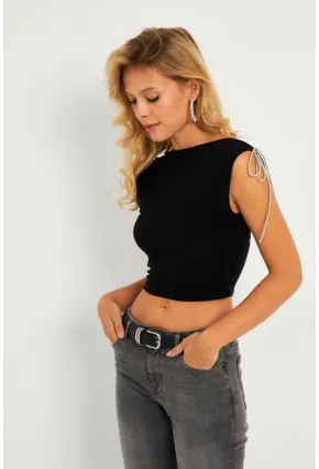 Kadın Siyah Aksesuarlı Crop Bluz GÇ186