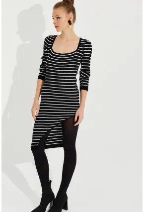 Kadın Siyah Asimetrik Çizgili Triko Elbise SF2517