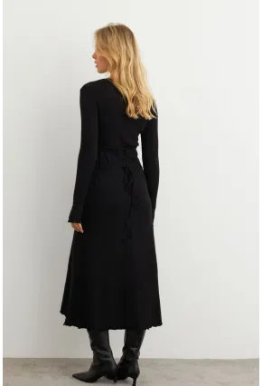 Kadın Siyah Bağlamalı Kaşkorse Midi Elbise MFRY2268