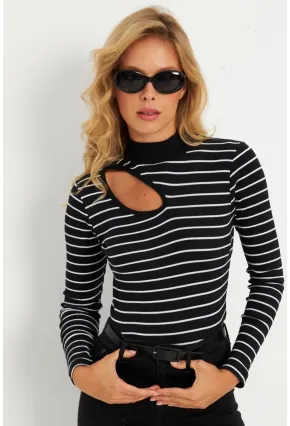 Kadın Siyah-Beyaz Çapraz Yaka Yarım Balıkçı Bluz B1404