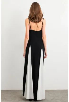 Kadın Siyah-Beyaz Kontrast Yırtmaçlı Maxi Elbise LİK16